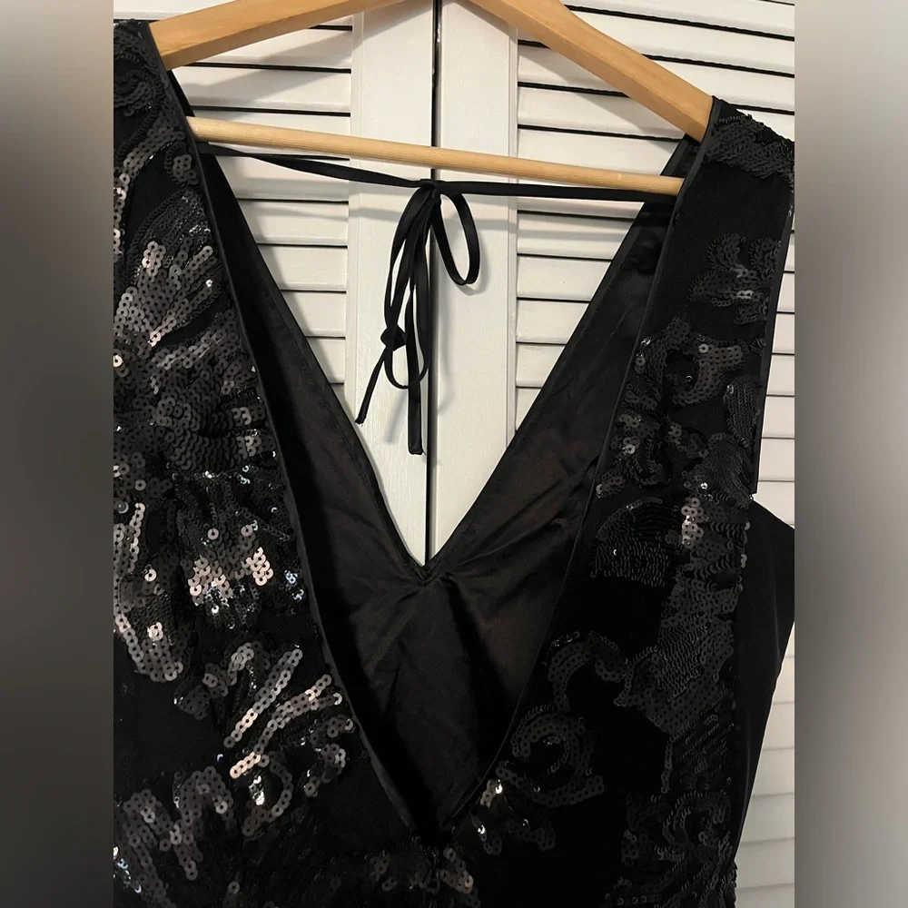 bebe Black Floral Sequin Sleeveless Cocktail Party NYE Dress - Picture 6 of 8